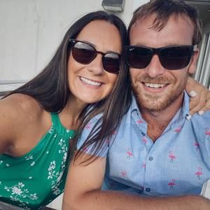 Meet your Posher, Carlye